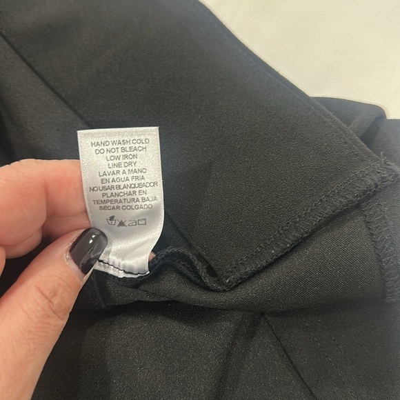 EUC Juniors Black Party Dress excellent for holidays - Picture 13 of 13